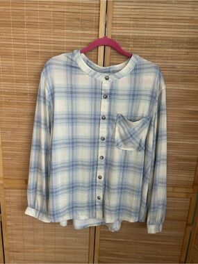 C&C California henley top plaid pattern in light blue cream SOFT 3X shirt blouse